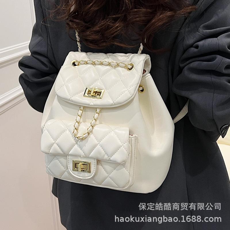 Xiaoxiangfeng rhombus chain backpack women's 2025 summer new fashion simple student bag high-end shoulder bag