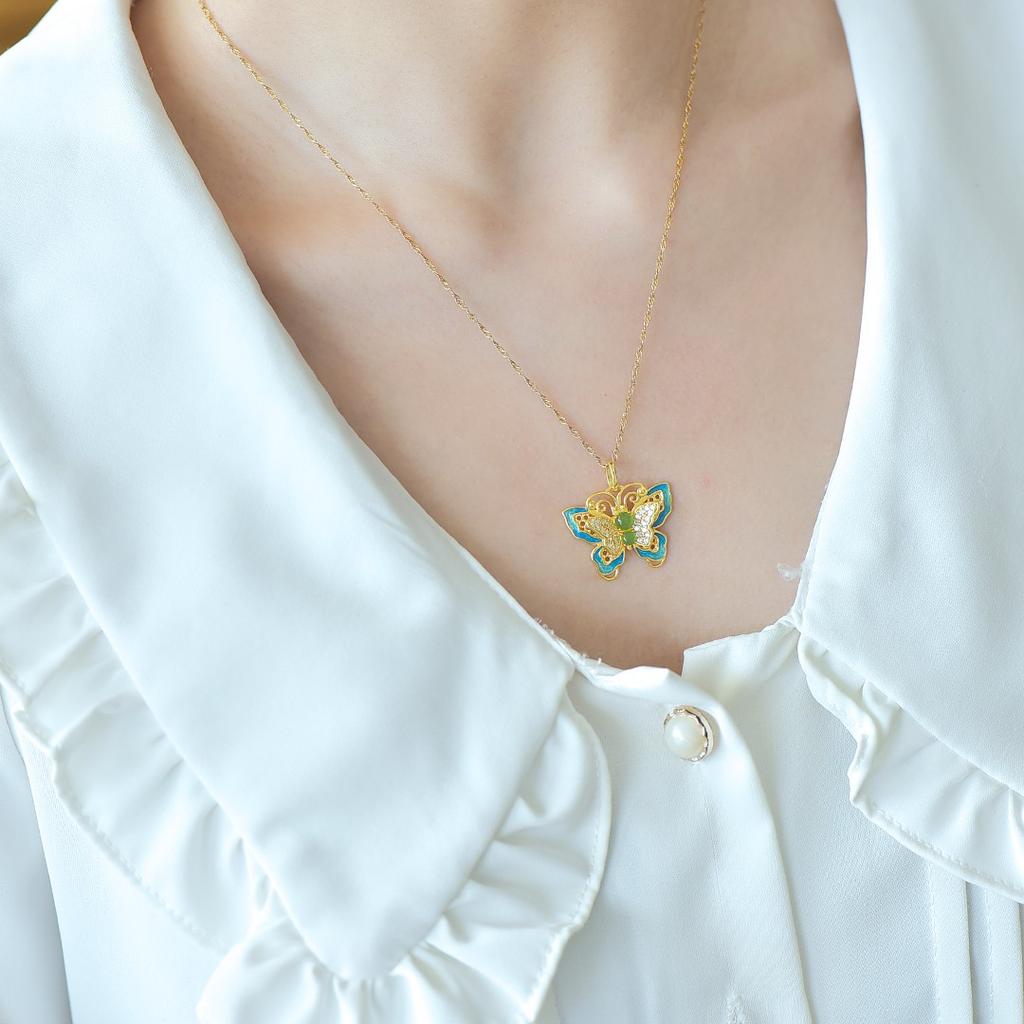 Hotan Jade S925 Silver Inlaid Butterfly Pendant Necklace