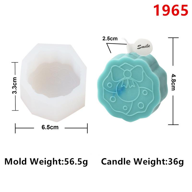 3D Christmas Silicone Xmas Bell Snowmen Gingerbread House Candle Mold DIY Cookie Gingerbread Candle Candy Fondant Baking Mold