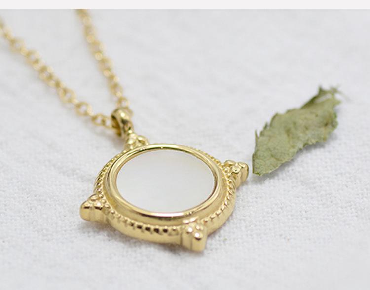 Sky Realm White Shell Clavicle Necklace: Gold-Plated Titanium Steel, Retro Light Luxury Design