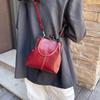 New retro messenger bag clip handbag personalized fashion casual shell mobile phone bag commuter single shoulder oblique