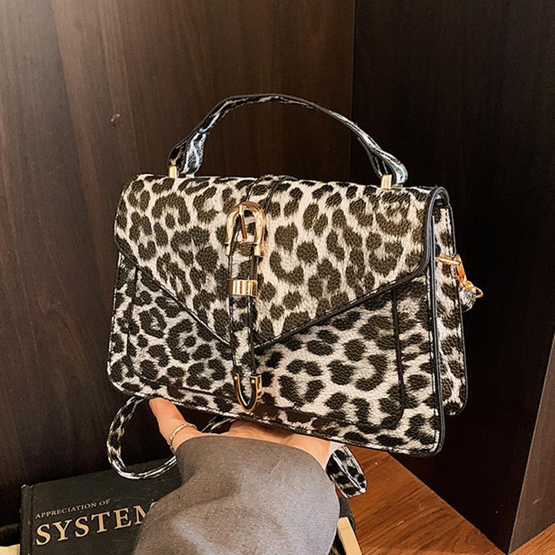 Leopard print summer new personalized fashion foreign versatile messenger bag women's work casual simple shoulder bag
