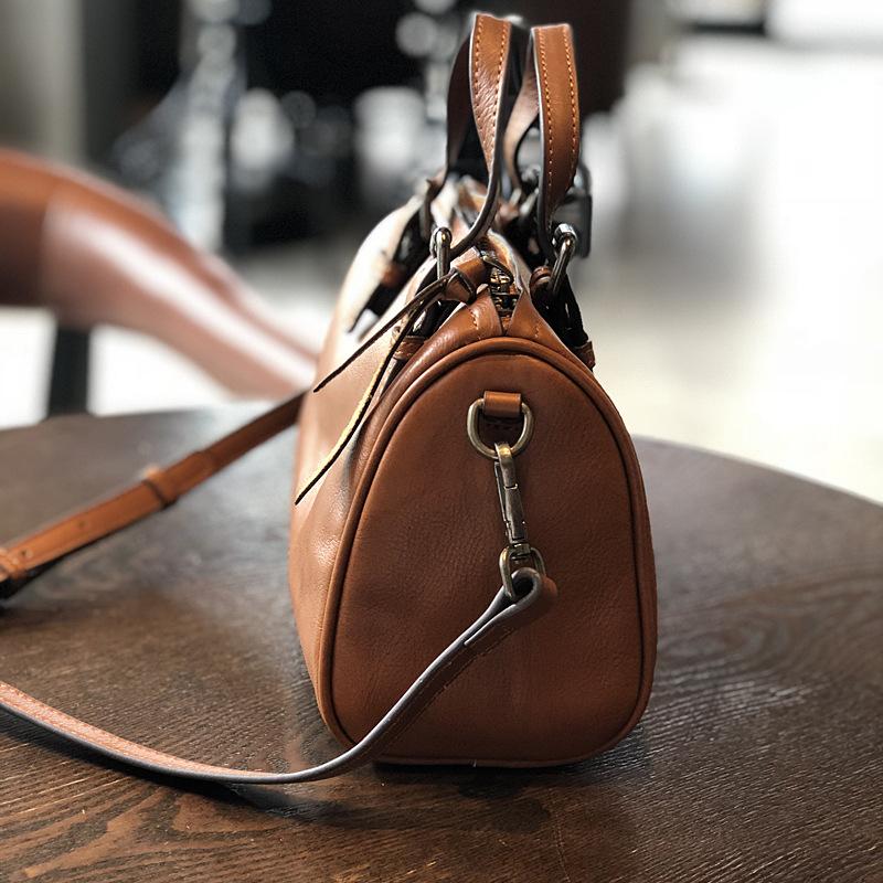 Vintage Art Handmade Women's Bag New Product Head Layer Leather Women's Handheld Crossbody Bag Soft Leather