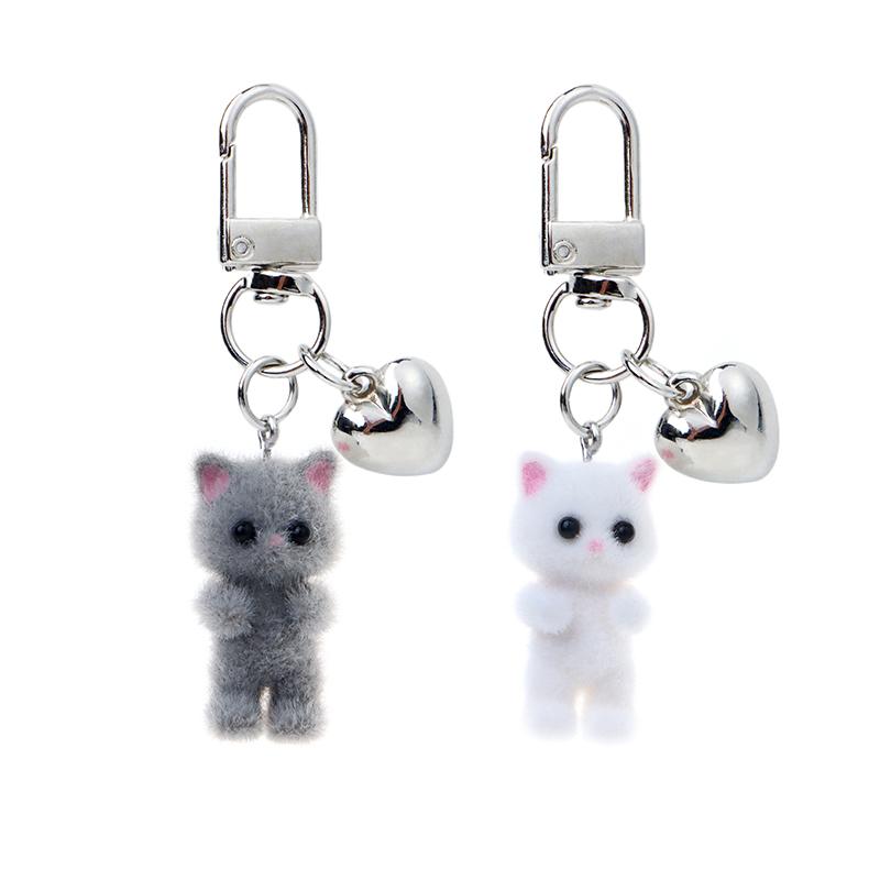 Niedlicher Schlüsselanhänger mit beflockter Katze, dreidimensionaler Liebesanhänger für Telefon, Kopfhörerhülle, Charm, Tasche, Dekor, Autoschlüsselring, Schmuck, Geschenk
