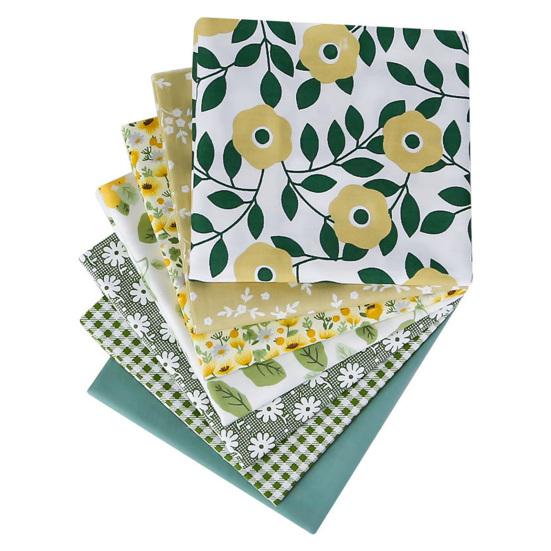 1 Set Beautiful Flower Printed Patchwork Cloth Elegant Eye-catching Fabric Sewing Cloth for Home