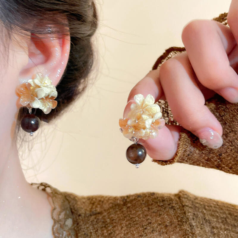 Retro Maillard Acrylic Flowers Stud Earrings for Women Girls Elegant Coffee Color Flower Dangle Earrings Trendy Jewelry Gifts