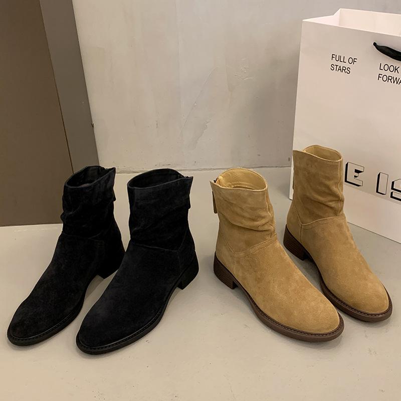 French retro pointed super fire small short boots women's 2025 autumn and winter new single boots western denim thick heel pile boots