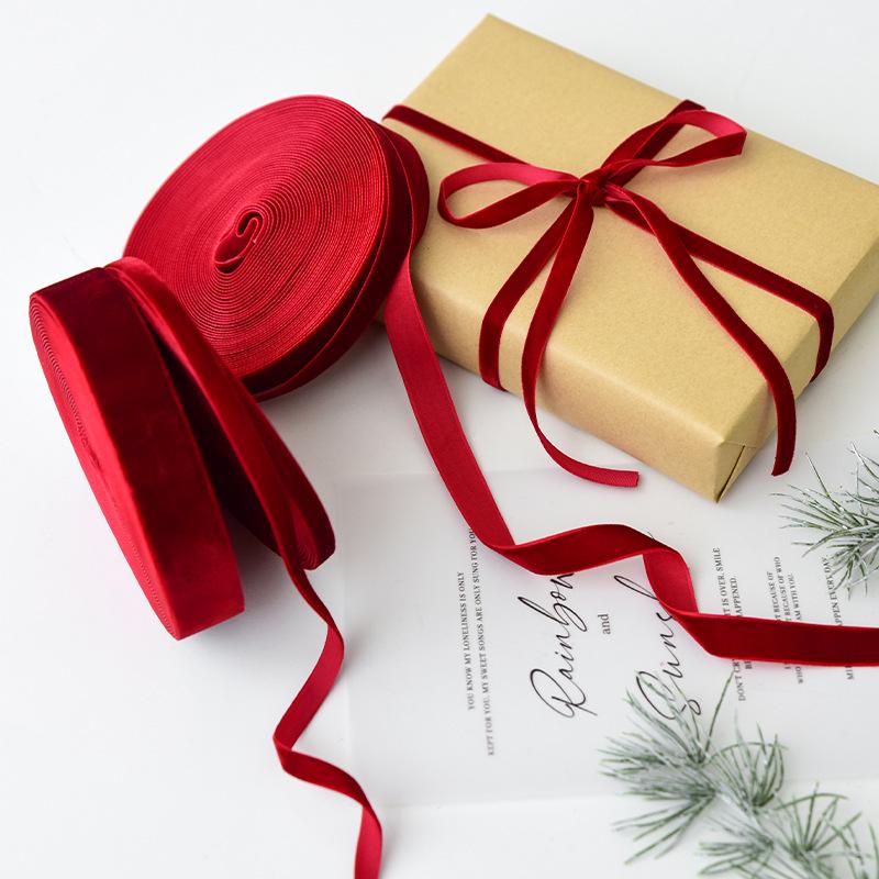 Festive Velvet Ribbon for Gift Wrapping & DIY Ornaments