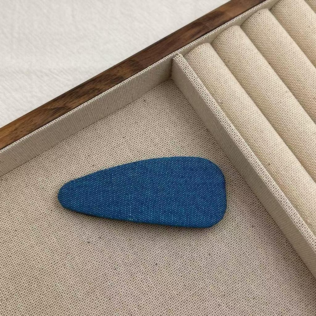 Versatile Denim Blue Teardrop Snap Hair Clip for Frizzy Hair and Bangs - Retro Hair Accessory for Women