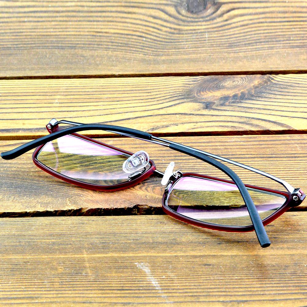 Full-Rim Titanium Rectangular Optical Glasses Frame – Lightweight Metal Eyewear with Modern Design for Men and Women