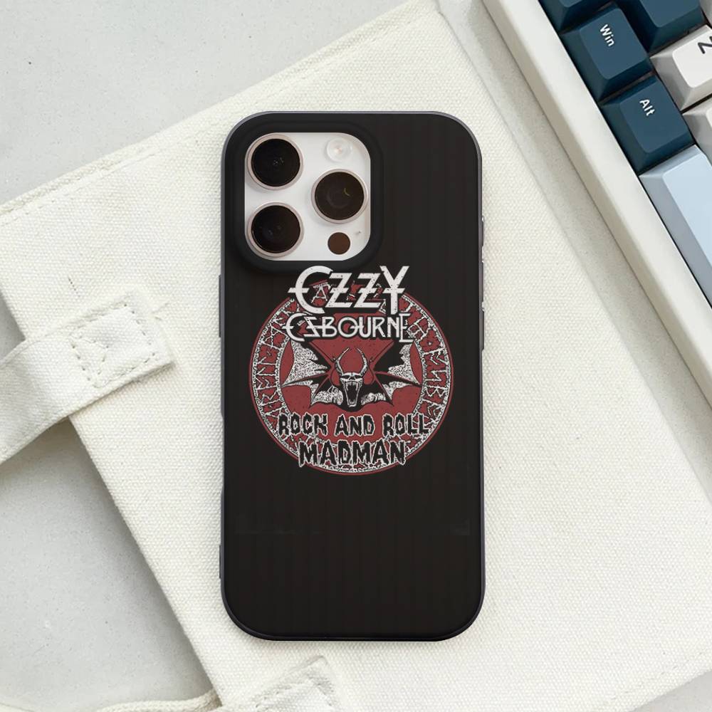 O-Ozzy Osbourne Band Für IPhone 16 15 14 13 12 11 17 Pro Max Plus Welle Geriffeltes Handyhülle Anti-Fall-Abdeckung