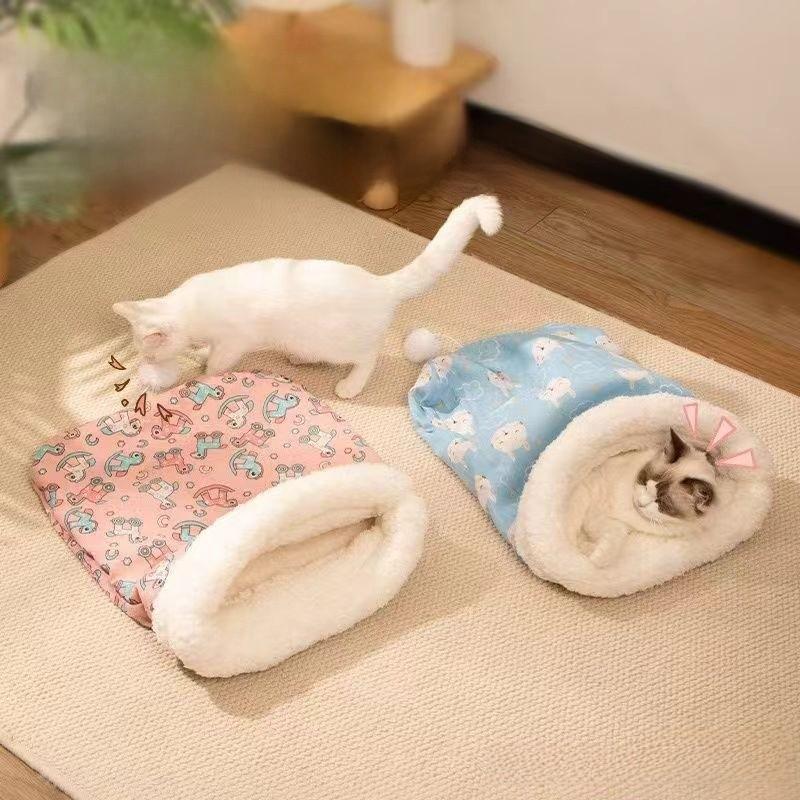 Cat Bed Winter Enclosed Plush Blanket With Warmth For Indoor Outdoor Use