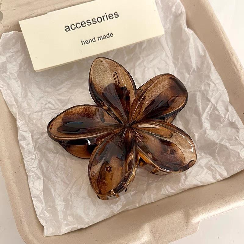 Fashion Flower Hair Clip For Women Hawaiian Acrylic Large Hair Claw Clip Crab Coffee Color Shark Clip Headdress Hair Accessories