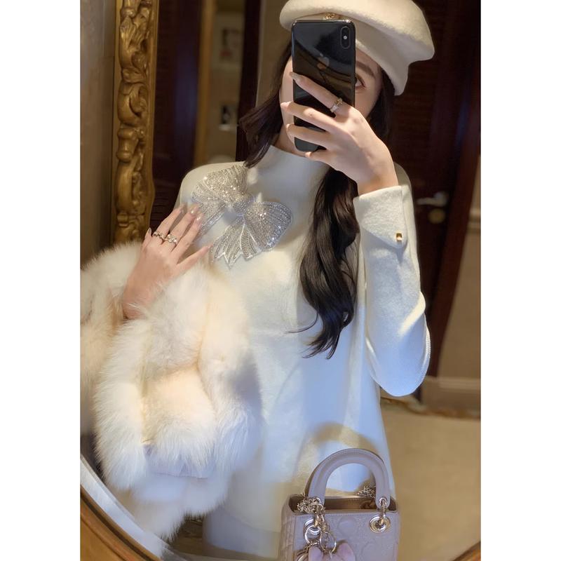 Women s Bow-Accent High-Neck Knit Top M