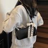 New simple high-quality texture pu candy-colored bow women's armpit bag shoulder messenger bag