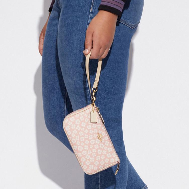 New COACH Nolita Artificial Leather Pochette, Shoulder Bag, Portable One Shoulder Clutch Trumpets Women's Pink & White CA783-IMPMC