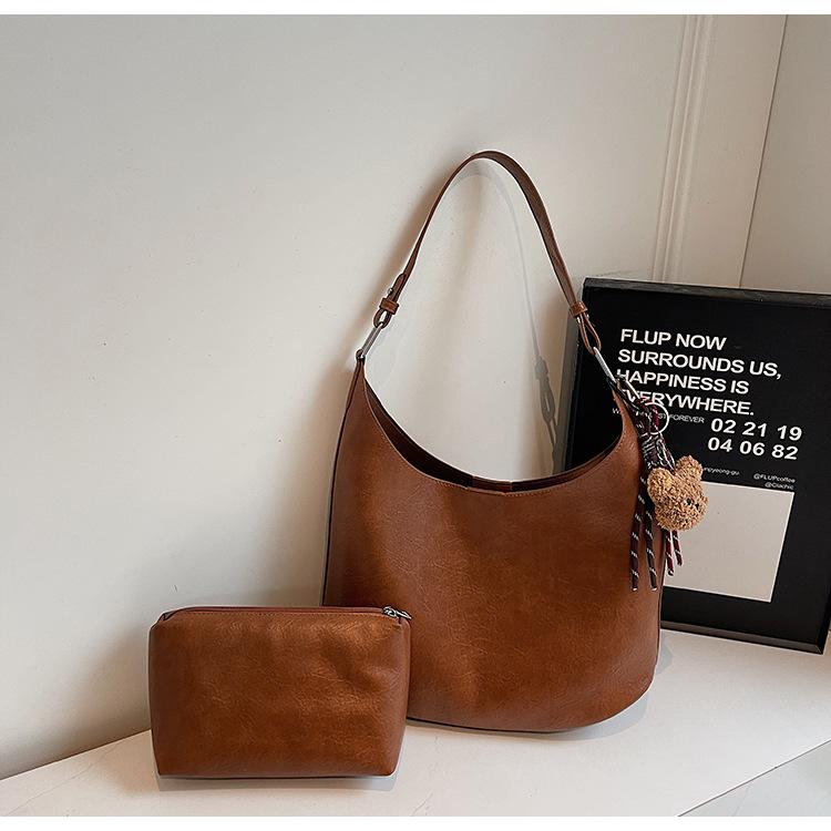 2025 New Simple Texture Casual Tote Bag Retro Large Capacity Commuter Bag Fashionable Child and Mother Bag