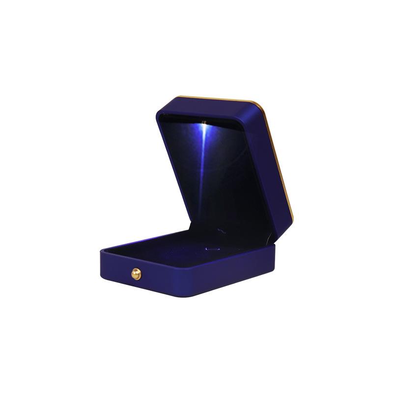 Round LED Jewelry Box with Gold Edge for Rings, Necklaces, and Bracelets