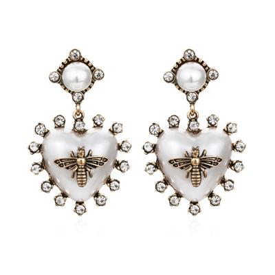 Boucle d'oreille clou Abeille Animal Mignon Coréen Pour Femmes Exquise Forme de Coeur Imitation Perle Boucle d'oreille Abeille Bijou de Fête Mariage