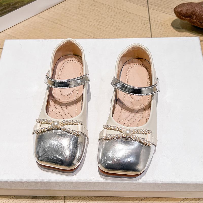 2026 Spring Princess Soft-Soled Leather Shoes for Girls – Perfect for Dresses