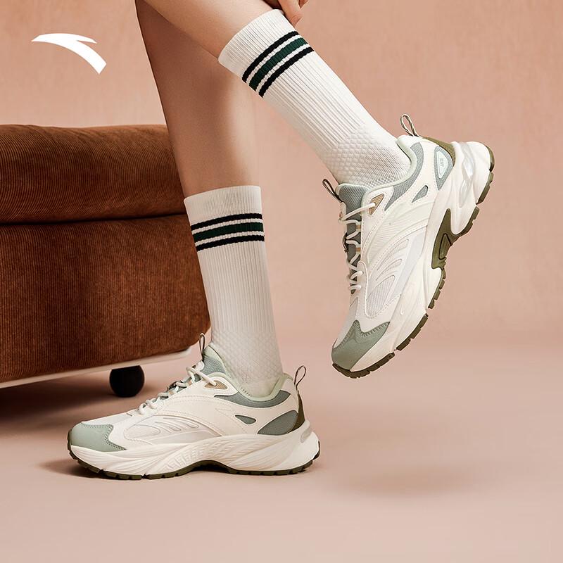 ANTA AT802 V2 Women s Retro Casual Shoes 7.5