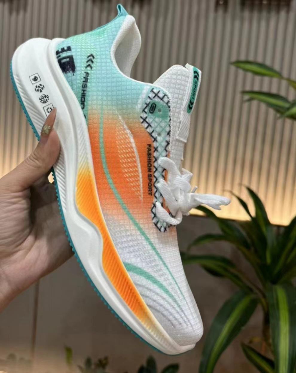 

Мужская обувь 2025 лето сетка летучая ткань дышащие кроссовки кокосовые туфли студенческая спортивная обувь мужские кроссовки для бега 39