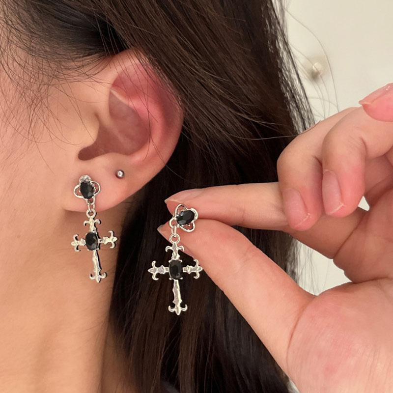 Pendientes Colgantes de Cruz Gótica Taladro Negro Mujer Punk Joyería Halloween Creatividad Moda Preciosa Joyería Declaración Regalos para Niña