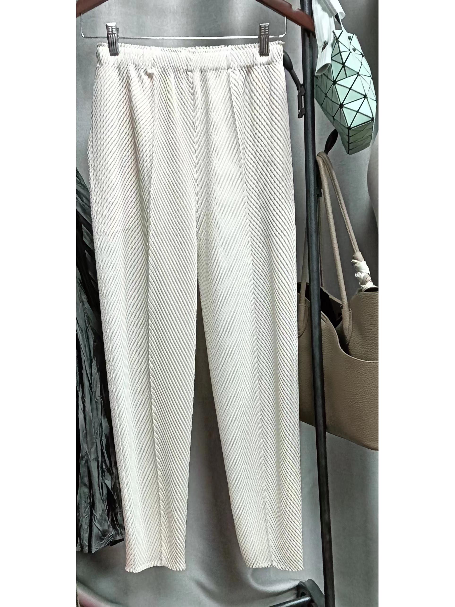 

Узкие плиссированные шаровары Miyake Fish Scale - 2023 Женская непрозрачная повседневная одежда с девятью точками One Size