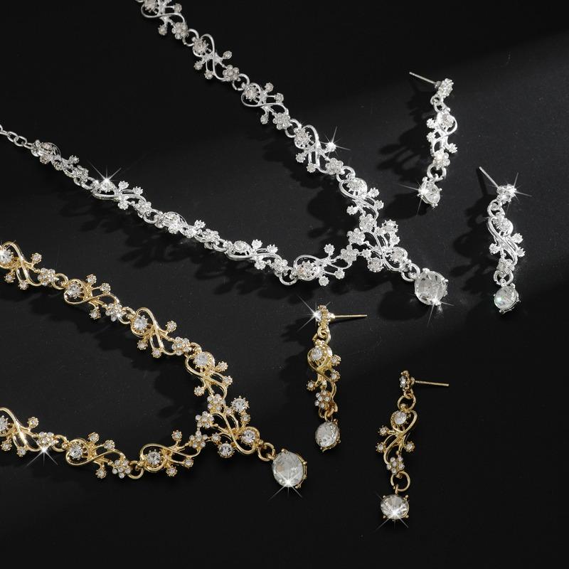 Legierung Strass Hochzeitskette Ohrringe Braut Hochzeitszubehör Bankett Damenschmuck