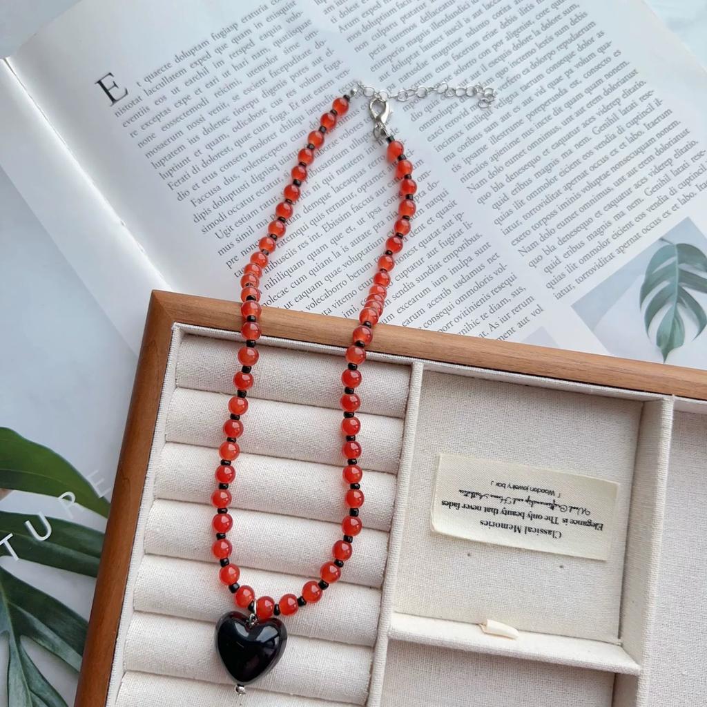 2026 New Color Beaded Chain Resin Heart Pendant Necklace For Women Girls Trendy Clavicle Chain Delicate Jewelry Gift