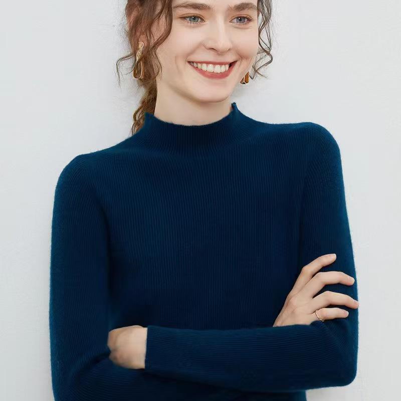 Women's Seamless Pure Wool Half-High Neck Sweater