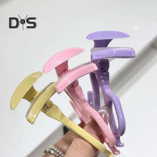 Eyelash Curler with Silicone Comb Portable Travel Ergonomic Handle Lashes Clip Professional Beginner Women Eye Lashes Curling Tools