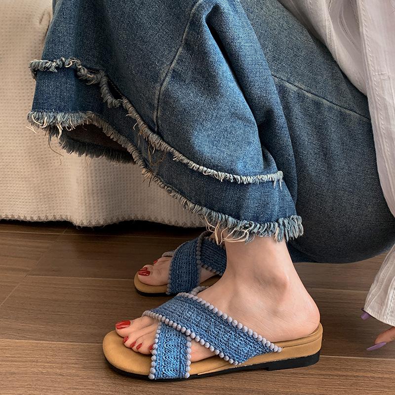 French skirt with non-slip slope heel thick bottom one-word slippers women's 2025 new outer wear summer heightening French cool slippers