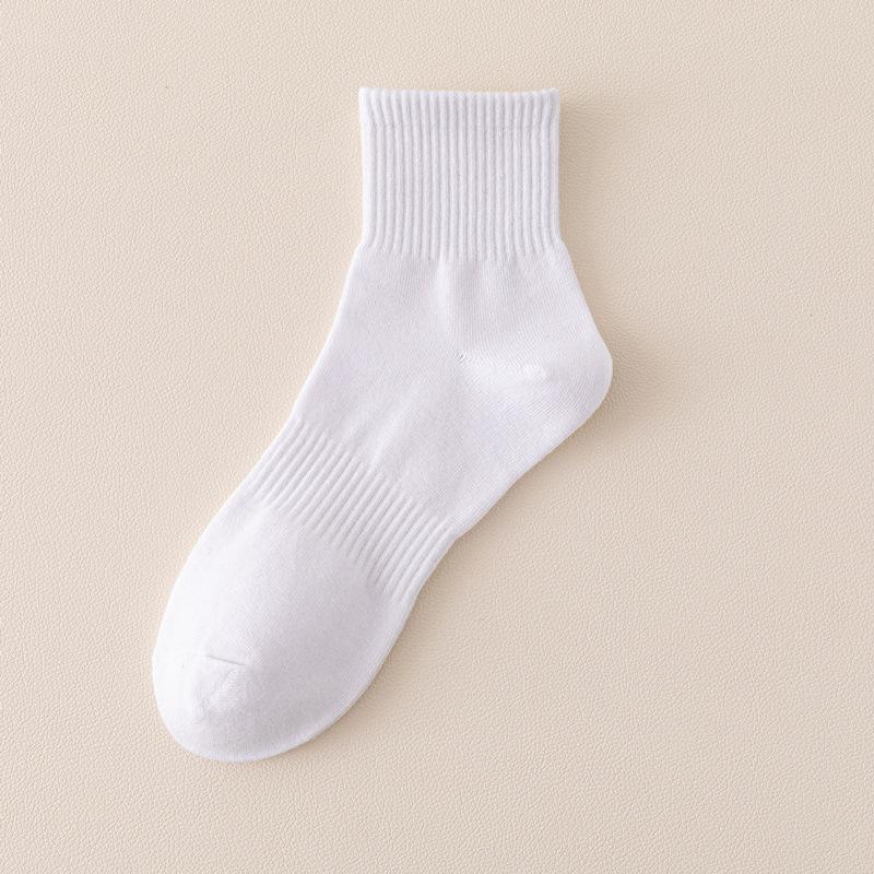 Men's Medium Tube Solid Color Cotton Socks - Black & White, Deodorant & Sweat-Absorbing Sports Socks for Boys.