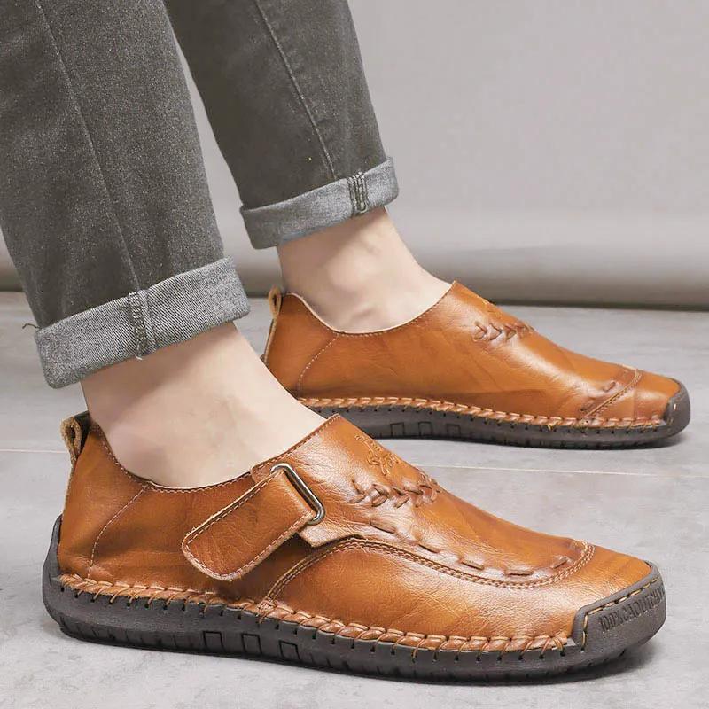 Fashion Split Leather Men Casual Shoes Brand Men Sneakers Breathable Slip-on Mens Loafers Classic Moccasins Comfortable Driving Shoes