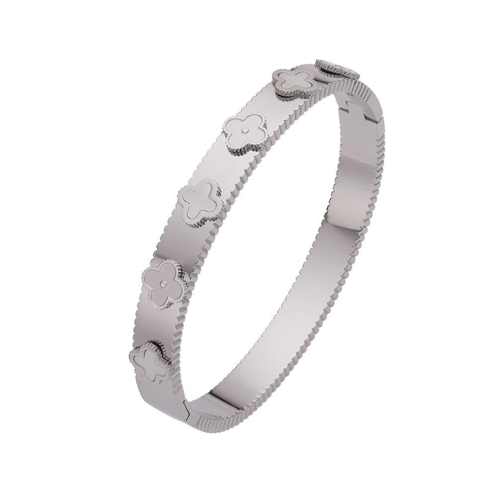 Hot High-quality Shell Four-leaf Clover Bracelet for Women, High-end Light Luxury Style Three-dimensional Flower Bracelet for Women