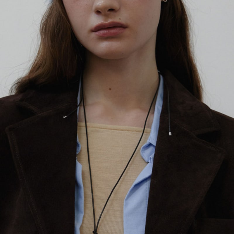 

LOVE ME MONSTER Oyster Long Leather Necklace (L243MNK030) SILVER