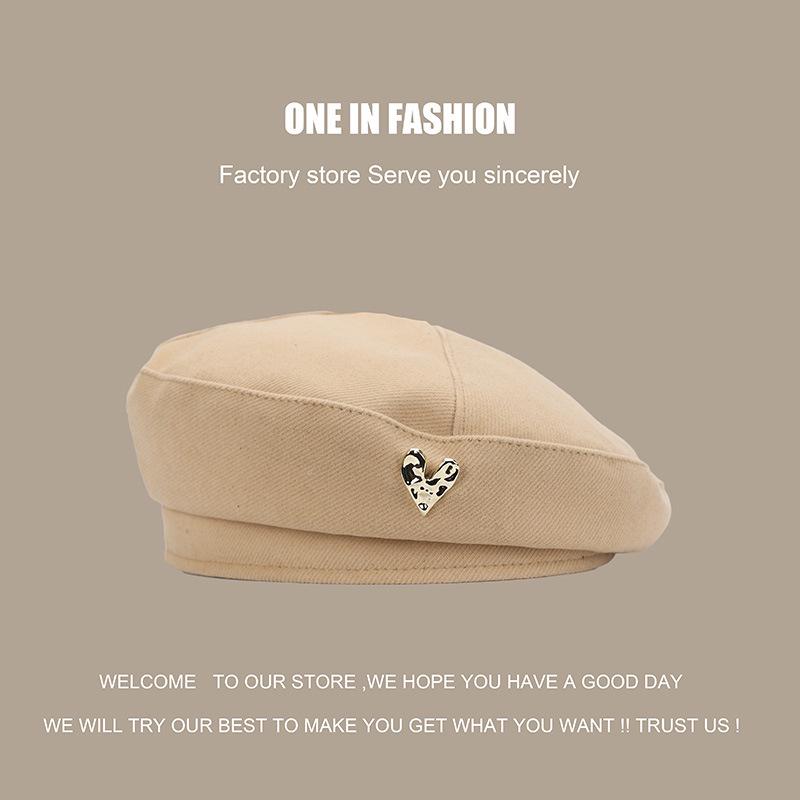Women's Retro Japanese Cartoon Bear Wool Beret Hat