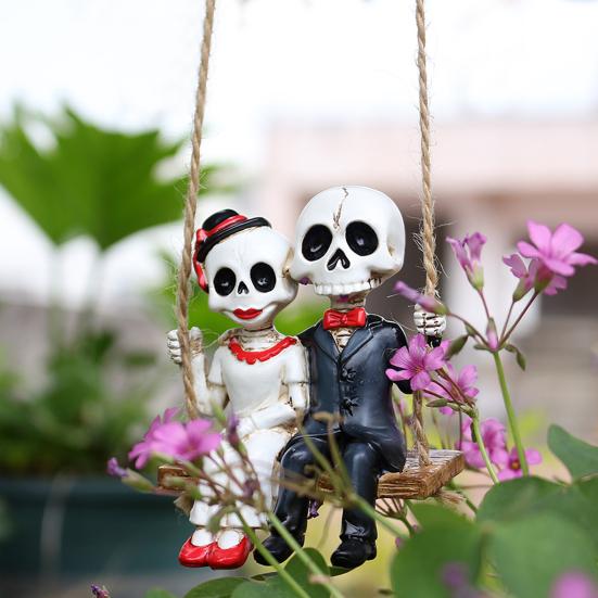 Skeleton Couple Figurine Swing Skeleton Hanging Decoration Gothic Car Rearview Mirror Pendant for Home Halloween Party Decor
