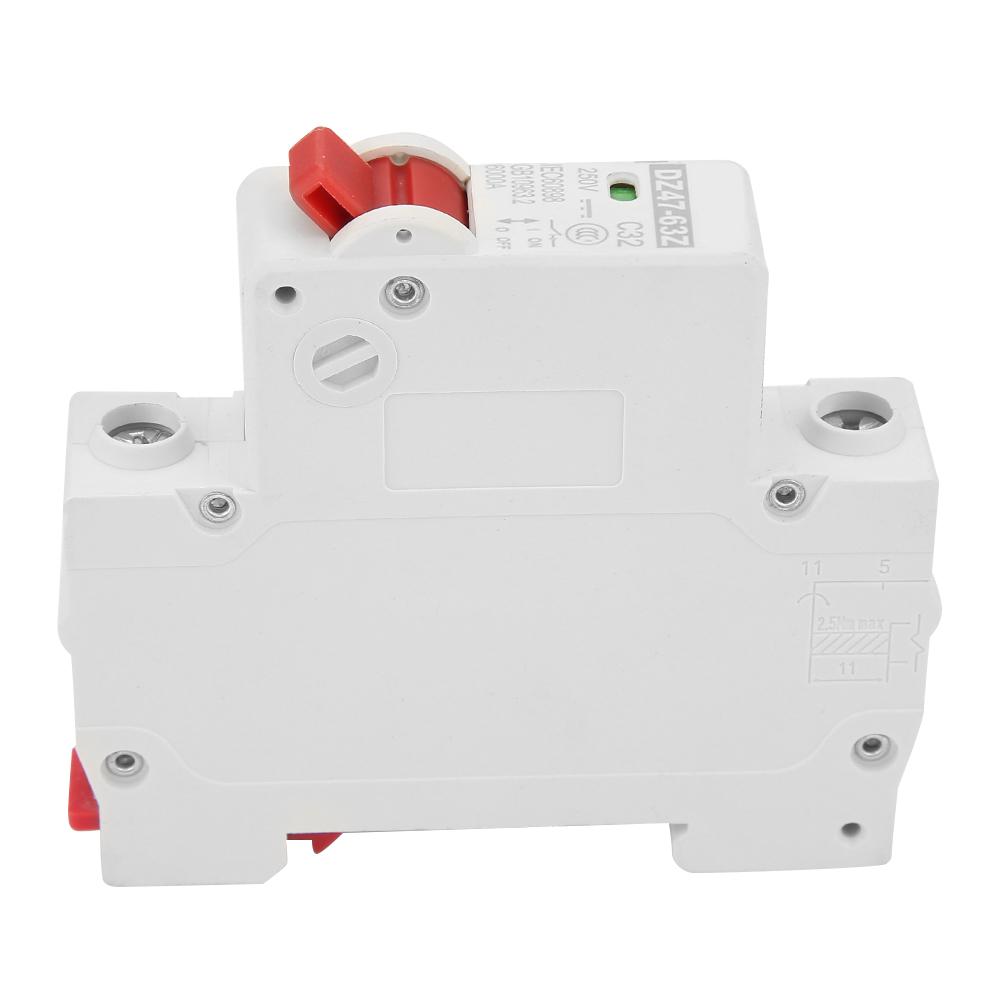 DZ47 63Z 1P 32A DC Miniature Circuit Breaker Leakage Protection Air Switch