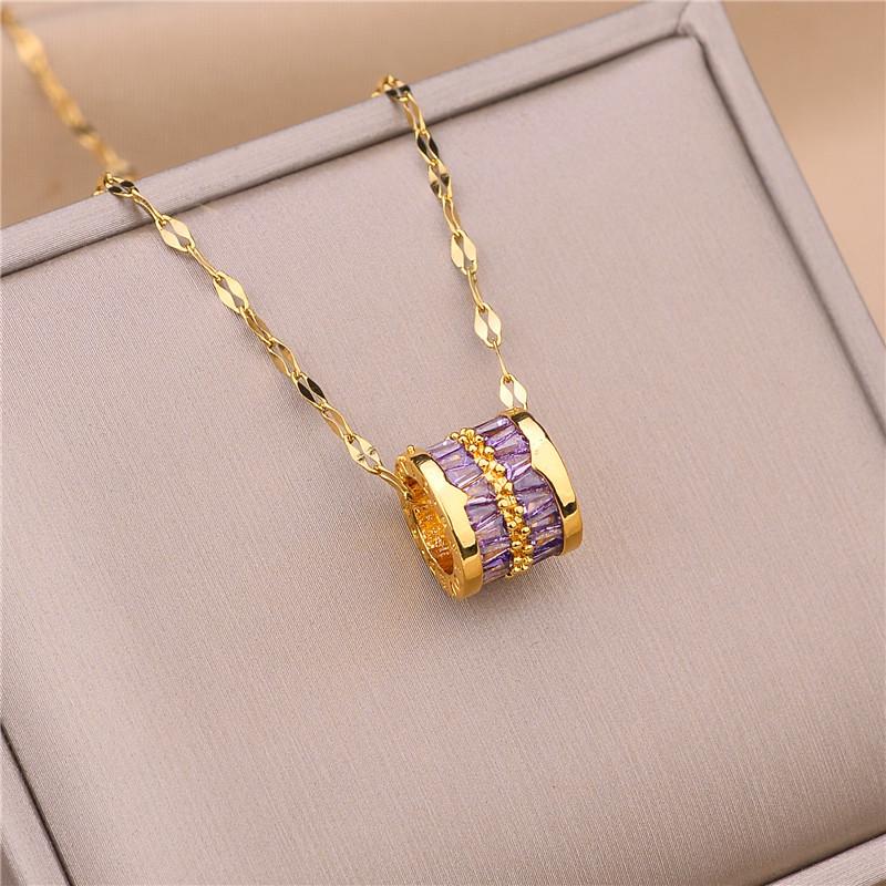 Elegant Colorfast 18K Rose Gold Necklace with Swan & Four-Leaf Clover Charm