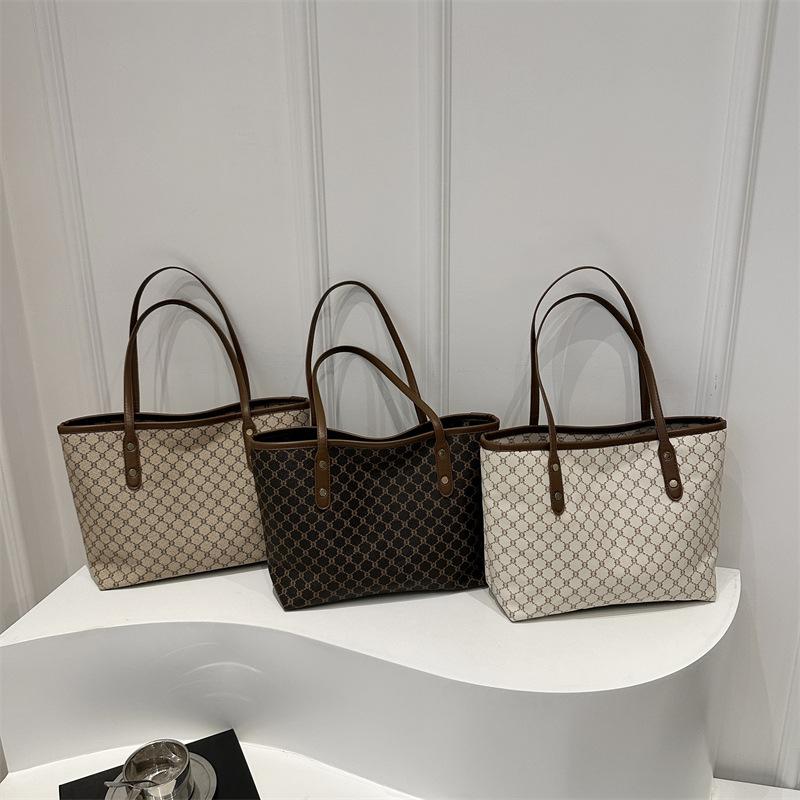 Premium bag women's 2025 new fashion versatile portable shoulder bag office worker commuting large-capacity tote bag