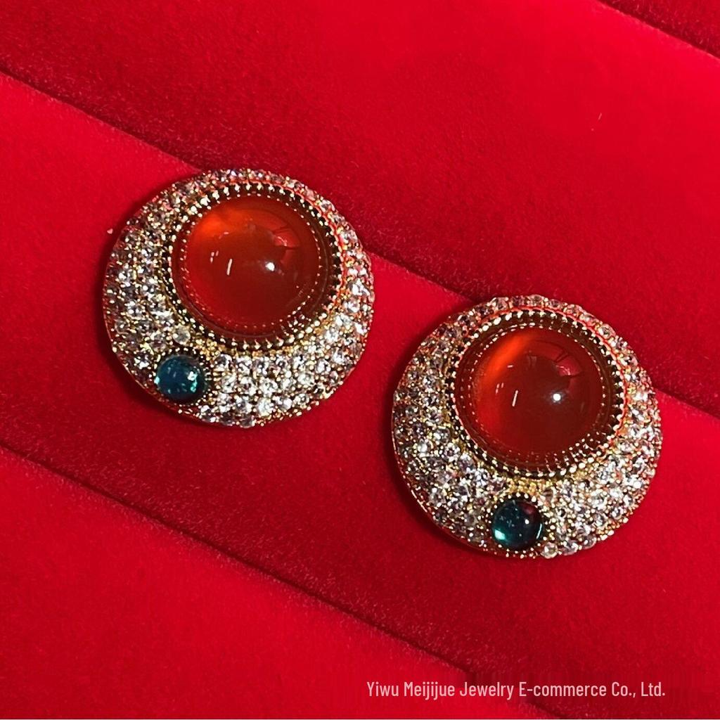 Vintage Red Agate & Zircon Inlaid Oval Shell Daisy Stud Earrings - Versatile Jewelry for Daily Wear