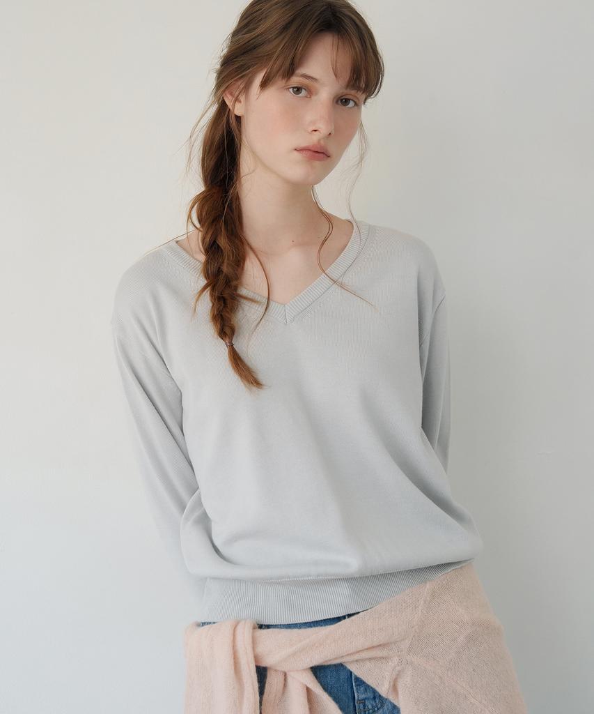 LETTERA Let Classic V-Neck Knit