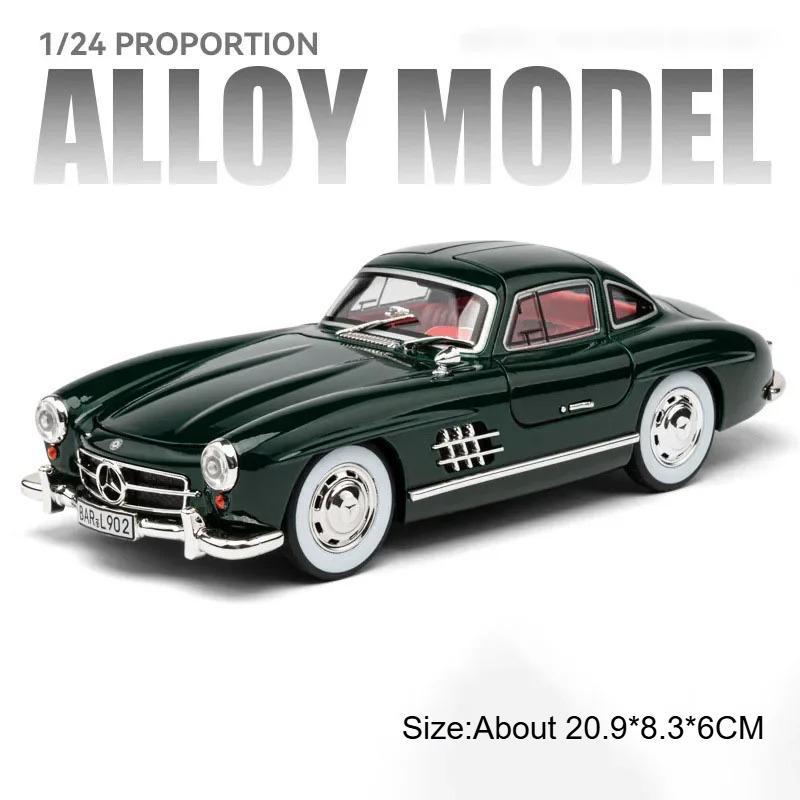 1:24 300SL Vintage Car Model Toy Gull Wing Doors Opened Light Sound Pull Back Miniature Vehicles Models Holiday Gifts for Kids