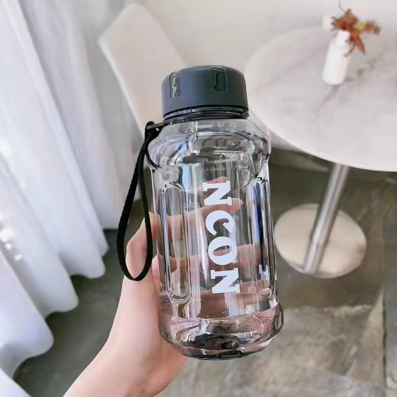 Simple Large Capacity Water Cup Heat-resistant Portable Plastic Cup Anti Drop Lifting Rope Outdoor Sports and Fitness Space Cup