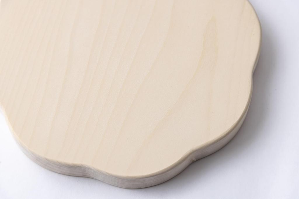 Woodpecker Ginkgo Wood Cutting Made In Natural Ginkgo Wood Cutting Board with Flower Design Board, Japan, Wood, (Small)