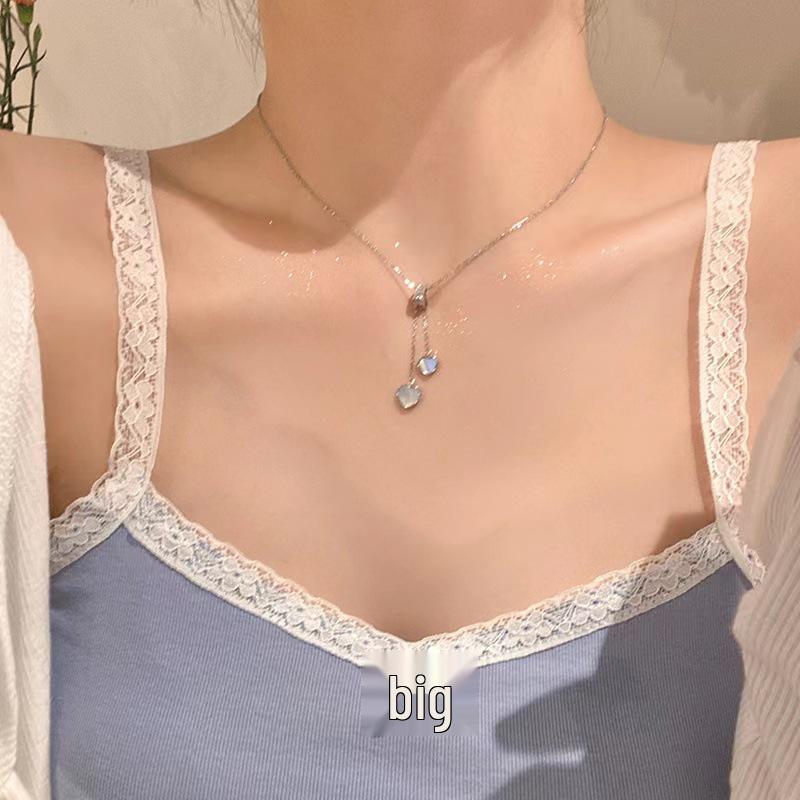 Women's Heart Necklace: Light Luxury Summer Tassel Pendant, Korean-Japanese Cool Style, High-End Clavicle Chain Jewelry