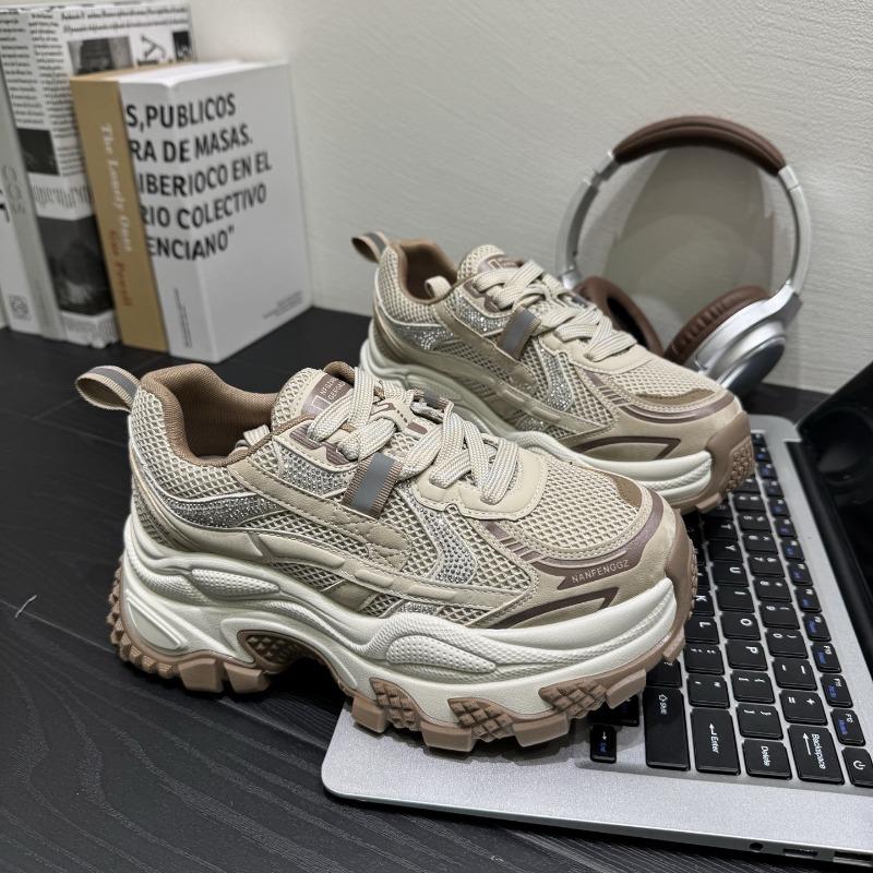 

Autumn new muffin platform dad shoes women s retro mesh sneakers heightening casual dad shoes 39