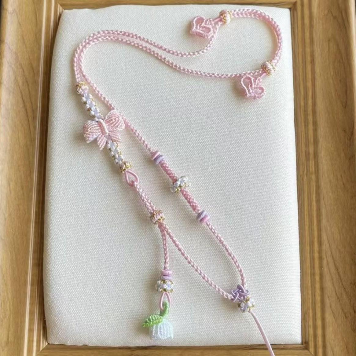 

Колье-бант «Беглая принцесса»: Регулируемый плетеный шнурок-подвеска Standard светло-розовый